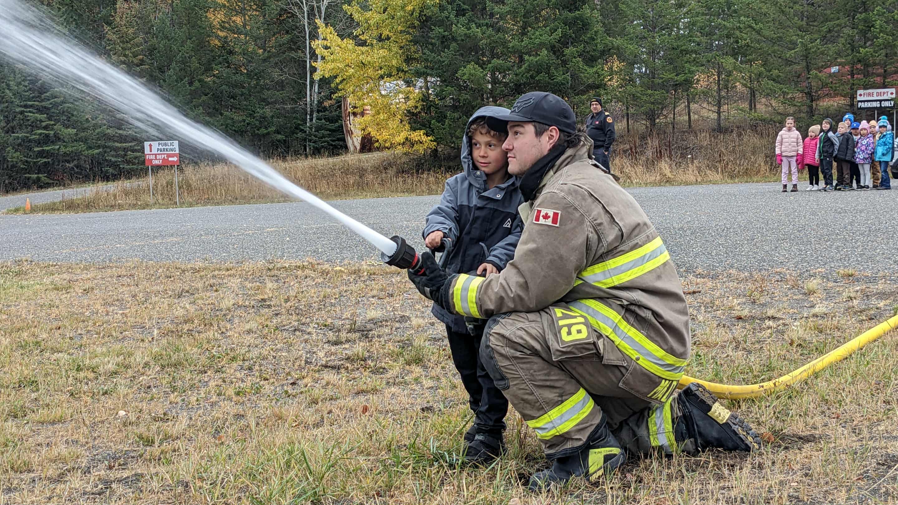 Exploring Community1 Craig Munroe