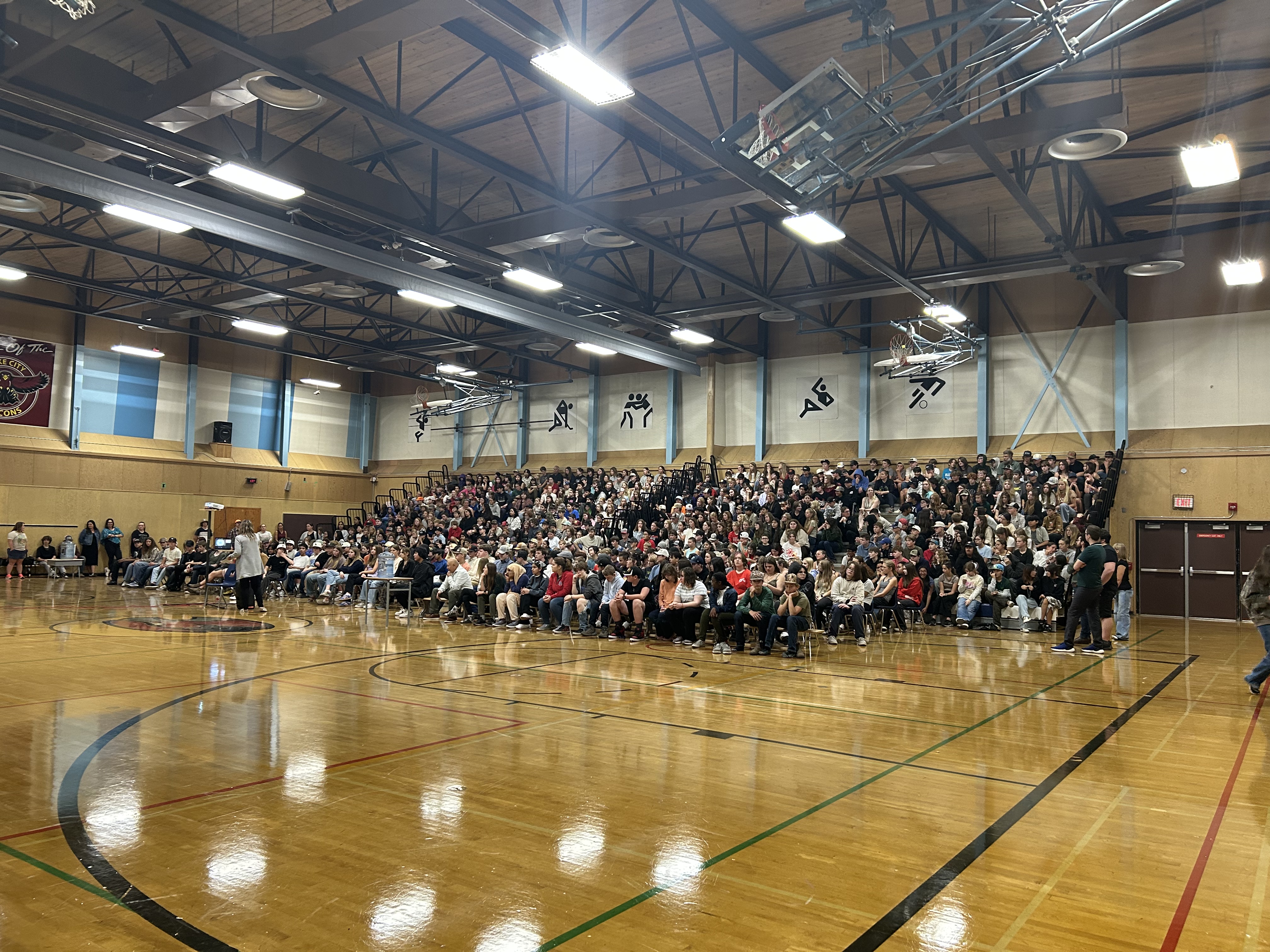 Columneetza Cares1 holly zurak